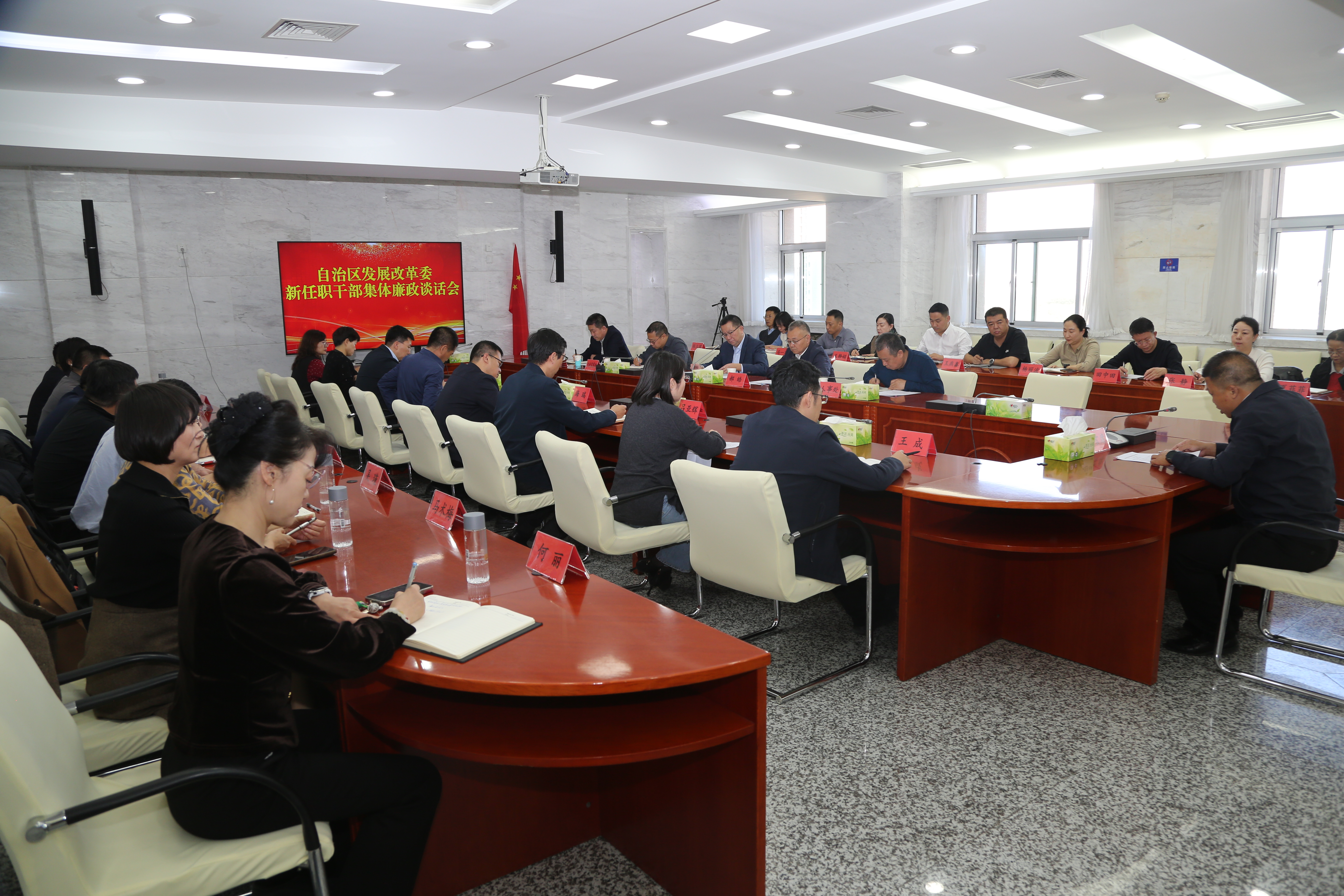 微信图片_2025-11-03_085839_901.png